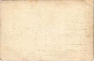 A Magyar Királyi Államvasutak (MÁV) ABmot vagy BCmot dízel mellékvonali motorkocsija, vonat belső / ...