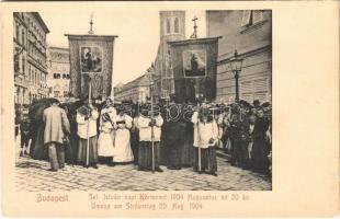 Budapest I. Szent István napi körmenet a várban 1904. augusztus 20-án. Taussig Arthur 5423. (kis szakadás / small tear)