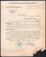 1941 Kolosváry-Borcsa Mihály (1896-1946), az Országos Magyar Sajtókamara elnöke által kiadott és aláírt elutasító határozat zsidó származású személy tagfelvételi kérelmére, az elutasítás okaként a zsidótörvényekben megállapított arányszámra hivatkozva. Autográf aláírással és pecséttel, egyik sarkán sérült.