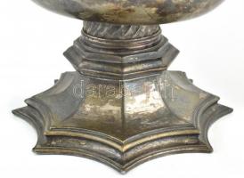 Antik ezüstözött ón boros kanna, vésett felirattal, kopott, m: 29 cm