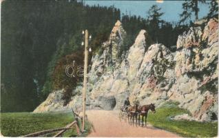 Sztracenai-völgy, Stracenovska dolina, Stratena; Kőkapu a Dobsinai jégbarlang mellett / Das Steinerne Tor im Straczenaer Tal bei der Dobschauer Eishöhle / rock gate, road (EK)