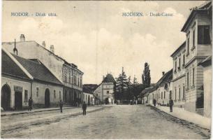 Modor, Modra; Deák utca, Jacob Kohn üzlete / Deak-Gasse / street view, shop of Kohn (fl)