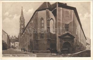 Pozsony, Pressburg, Bratislava; régi főgimnázium bejárata. Hardtmuth F. kiadása / old grammar school, entrance