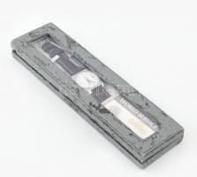 Omega Genéve automata férfi karóra. Újszerű állapotban, szervizpapírral, eredeti, kopott dobozában, ...