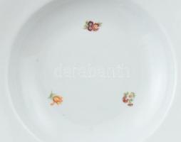 6+6 db Zsolnay lapos és leveses tányér. Matricás, jelzett, kis kopásokkal. d: 24 cm