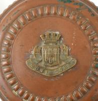 3 db réz tárgy Mont Doré és más címerrel. Szelencék d:8cm, 7 cm