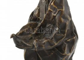 Körösényi Tamás (1953 - 2010): Lány galambbal, bronzírozott epoxi. m 38 cm