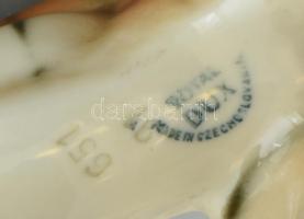 Royal Dux porcelán tigris, kézzel festett, jelzett, kis kopással, h: 18 cm