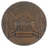 1974. "Apotheca fundata in Hungaria anno 1744 / In memoriam fundationis Societatis Pharmaceuticae Hungaricae 1924-1974" kétoldalas Br emlékérem a Magyar Gyógyszerészszövetségtől (60mm) T:2