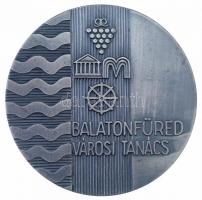 ~1970. "Balatonfüredi Városi Tanács" ezüstpatinázott Br emlékérem (70mm) T:1-