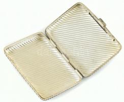 Ezüst (Ag): Cigarettatárca. Jelzett, 9x6x2cm, nettó: 67 g