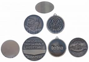 7xklf emlékérem tétel, közte "Forradalmak rügye volt minden zárt ököl" ezüstözött emlékére...