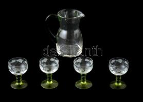 Üveg likőrös poharak, kancsóval. m: 7 és 13 cm. hibátlan