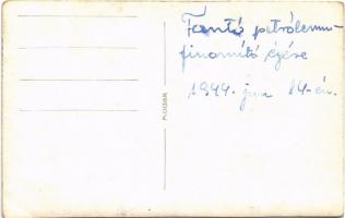 1944 Budapest IX. Fantó petróleumfinomító égése június 14-én a légitámadás után. photo (EK)