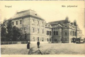 Szeged, MÁV pályaudvar, vasútállomás, villamos (vágott / cut)