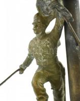 I. világháborús Monarchiás katona spiáter figura szobor, talapzaton, jelzés nélkül, kopásnyomokkal, ...