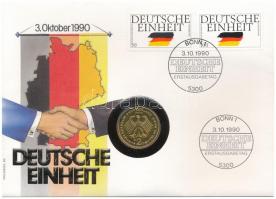 Német Szövetségi Köztársaság 1990D 2M aranyozott Cu-Ni Német egység érmés borítékban bélyeggel, bélyegzéssel T:1,1- FRG 1990D 2 Mark gilded Cu-Ni in German Unity coin envelope with stamps and cancellations C:UNC,AU