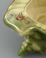 Tengeri csiga formájú kínáló, matricás porcelán, jelzett, kopott, m: 13 cm