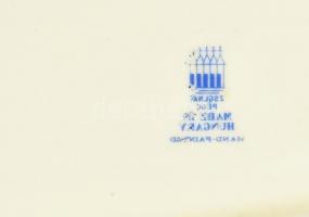 Zsolnay virág mintás süteményes készlet. Kézzel festett, részben jelzett, kopott, mázrepedt d: 18 cm...