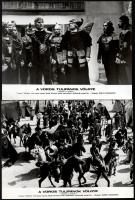 cca 1973 A ,,Vörös tulipánok völgye című szovjet filmről 13 db produkciós filmfotó magyar felirattal, Pánczél György (1920-?) filmtörténész hagyatékából (film- és színházifotó-gyűjteményéből), 18x24 cm