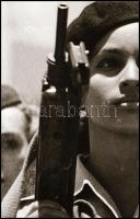 cca 1962 Kubai forradalom feliratú negatívtartó tasakban 21 db NEGATÍV Kotnyek Antal (1921-1990) bud...