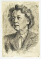 Sassy Attila (1880-1967): Női portré. Szén, papír. Jelzett. Lap széle sérült. 48x32 cm