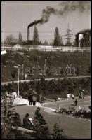 1978 Kőbánya feliratú negatívtartó tasakokban összesen 114 db vintage NEGATÍV, 24x36 mm