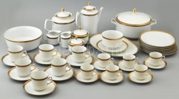 Bavaria 6 személyes mokkás, teás készlet, valamint 6 db süteményes tányér, 6 db lapos tányér, 1 db leveses tál, 1 db szószos tál. aranyozott porcelán, jelzett, kopott.