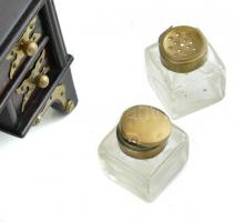 Szecessziós írószekreter formájú kalamáris, fa, réz veretekkel, apró sérülésekkel. 20x13x24cm