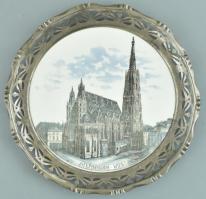 Wien Stephansdom fajansz tál, áttört ón kerettel. Jelzés nélkül, matricás d: 25 cm