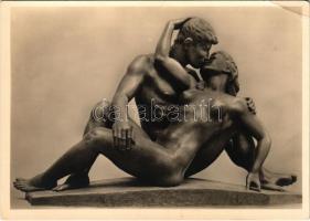 Anton Grauel - Liebende / Erotic nude sculpture, romantic couple, kissing. Sculptures of the Third Reich. München, Haus der Deutschen Kunst. Photo-Hoffmann (EB)
