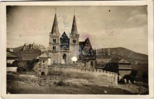 Szepesváralja, Spisské Podhradie; Szepeskáptalan (Szepeshely), Szent Márton székesegyház, Szepesi vár romjai / Spisská Kapitula, Spissky hrad / cathedral, castle ruins (ragasztónyom / glue marks)