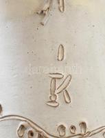 Kovács Éva (1938-2017): Lány kendővel, mázas kerámia, restaurált, jelzett, m: 40cm