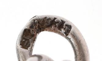 Ezüst (Ag) Nyaklánc és bross gránáttal ékítve, részben jelzett, h: 39cm, 3x2,5cm, bruttó: 29g