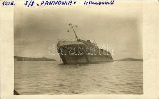 1926 SS PANNÓNIA egycsavaros tengeri áruszállító gőzhajó Isztambulnál dőlés közben / Hungarian cargo steamship during overturning near Istanbul. photo