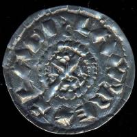 I.László 1077-95. Denár Ag ÉH.15 hátlapi duplaveret variáns előlapi körben háromszög helyett kereszt! T:1 pici patina