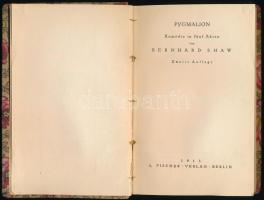 Bernard Shaw: Pygmalion: Komödie in fünf AKten von - -. Berlin, 1913, S. Fischer. Zweite Auflage. Német nyelven. Korabeli egészvászon-kötésben.