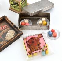 Kis vegyes bolha tétel: régi hamutál, gyufák, tollhegyek, bontatlan retró édesség, különféle dobozok