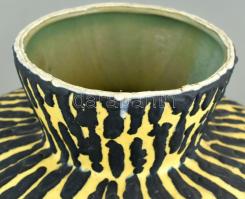 Király Károly Váza. Mázas kerámia, kézzel festett, jelzett, hibátlan. m: 20 cm, d: 30cm