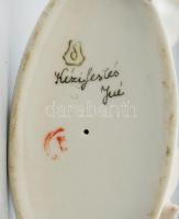 Drasche Csigán ülő fiú, kézzel festett, jelzett, sérült, ritka, m: 12 cm