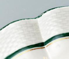 Herendi salátás kínálótál, kézzel festett porcelán, jelzett, kopott, d: 24cm