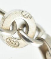 Ezüst(Ag) figaro nyaklánc, strasszokkal díszített medállal, jelzett, h: 38 cm, bruttó: 9,33 g