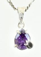 Ezüst(Ag) ékszerszett: gyűrű, nyaklánc, fülbevalópár, jelzett, bruttó: 13,44 g