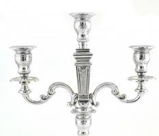 Fém klasszicista stílusú gyertyatartó, apró hibákkal, m: 43 cm