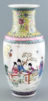 Kínai porcelán váza, kézzel festett, jelzett, kis kopásnyomokkal, m: 45 cm