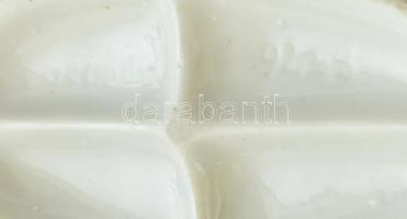 Német porcelán kettős putto figura, kézzel festett, jelzett, kopott, m: 14 cm