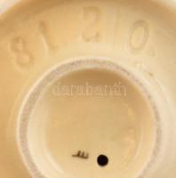 Hummel iskolatáskás lányka Mázas kerámia, jelzett, hibátlan, 10,5 cm