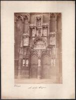 cca 1890-1900 Kassa, a dóm déli kapuja, kartonra kasírozott, feliratozott fotó, 24x16 cm