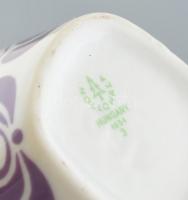 Hollóházi Újpesti Dózsa címeres pálinkás készlet. 6 kupica + 1 kiöntő. Matricás, jelzett, minimális ...