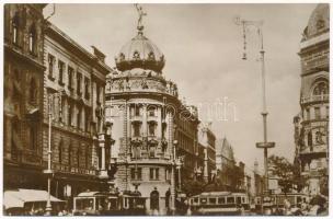 Budapest VIII. Rákóczi út, Blaha Lujza tér, villamosok, Emke Kávéház, Pesti Hazai Első Takarékpénztár